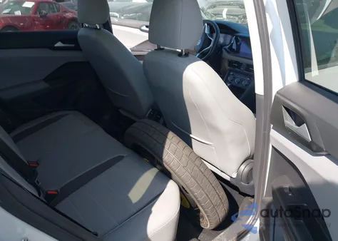 2022 Volkswagen Taos 1.5T Se z USA, uszkodzony, nr VIN 3VVTX7B24NM004011